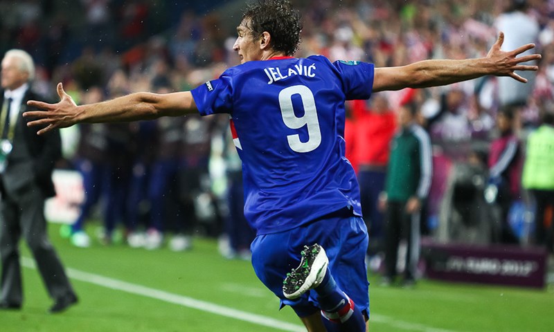 Video: Nikica Jelavić zabio u generalki Evertona protiv Real Betisa
