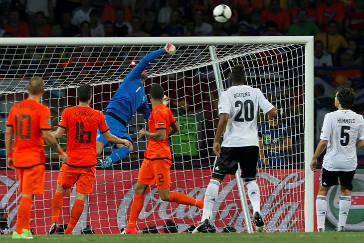 Sneijder: "Ispričavam se svima zbog svega"