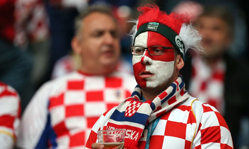 Engleski klubovi žele povratak 'stajanja'