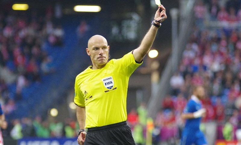 Howard Webb sudi treću ligu: "Nije kažnjen za pogreške"