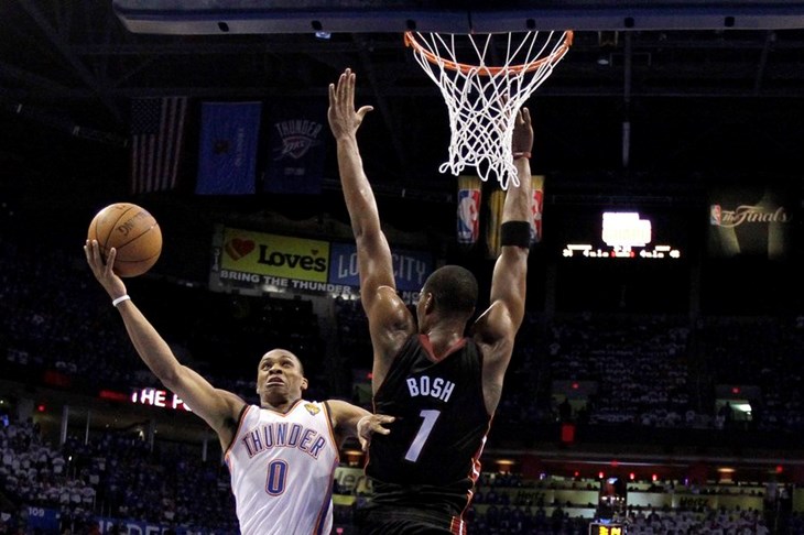 Miami i drugi put uspješno obranio svoj parket, još samo korak do NBA naslova