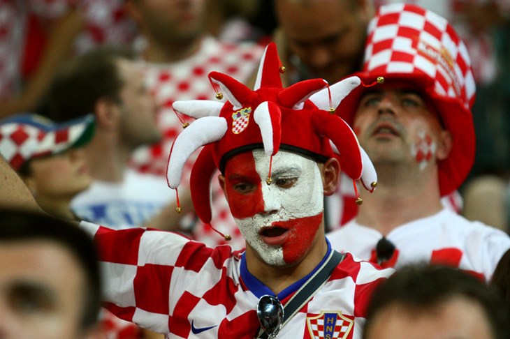 Glazbena uvertira za dvoboj Hrvatske i Srbije, navijači snimkama stvaraju spot