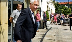 Bert van Marwijk podnio ostavku na dužnost izbornika nizozemske reprezentacije