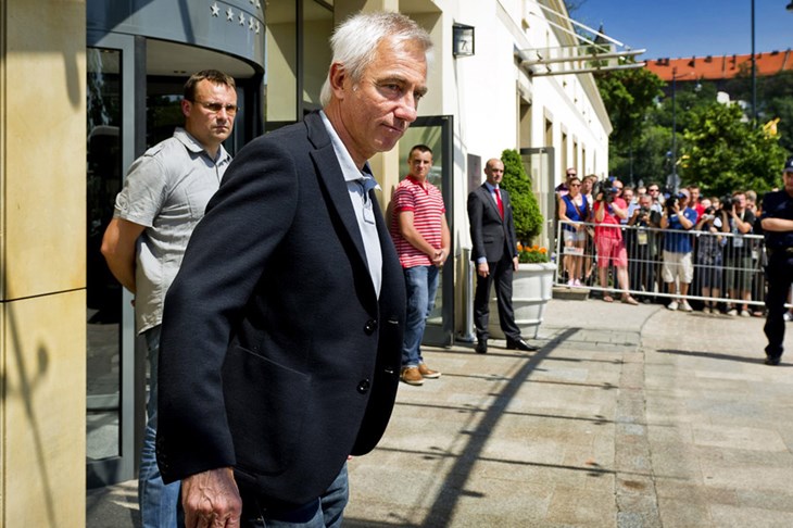 Bert van Marwijk podnio ostavku na dužnost izbornika nizozemske reprezentacije
