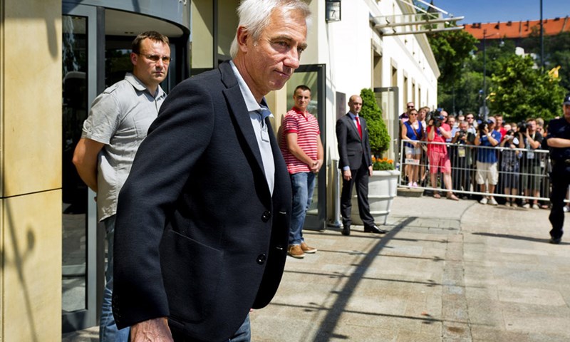 Bert van Marwijk podnio ostavku na dužnost izbornika nizozemske reprezentacije