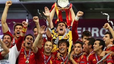 Španjolska vladavina nogometom i dva uzastopna europska naslova