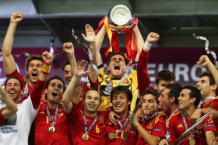 Španjolska vladavina nogometom i dva uzastopna europska naslova
