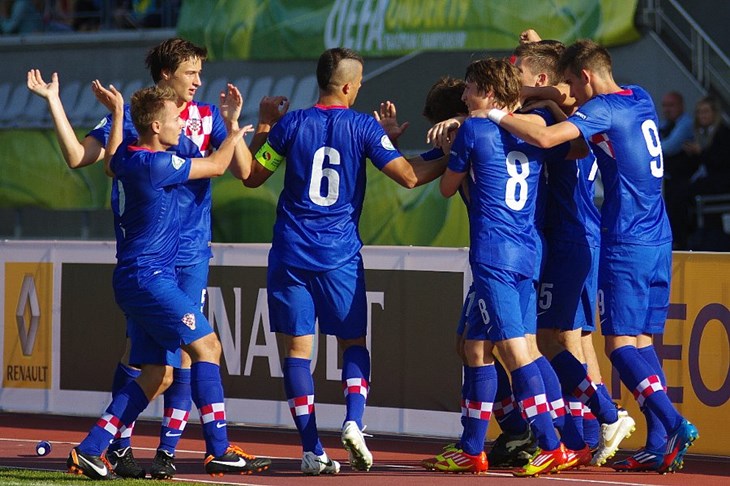 Hrvatska povela, Engleska brzo izjednačila na otvaranju EP-a