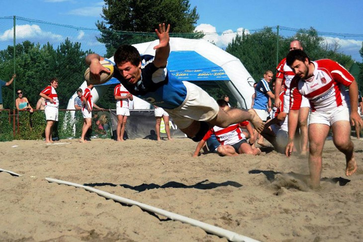 Na Jarunu opet beach rugby