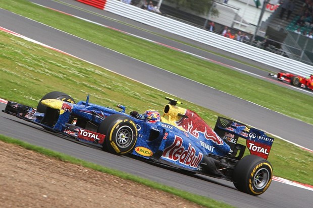 Mark Webber produžio suradnju s Red Bullom do kraja 2013.