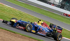 Alonsa nadmudrio Webber, ali i vlastiti boks