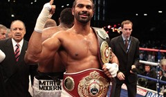Tony Bellew razbio Davida Hayea i slavio prekidom u petoj rundi
