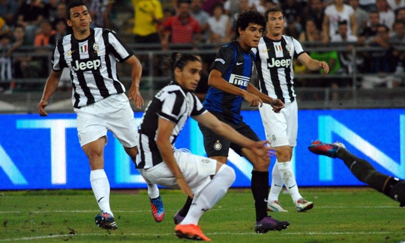 Video: Inter osvojio TIM kup, Caceres iznesen s terena