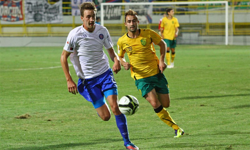 Hajduk i Dinamo na izazovnim gostovanjima u Puli i Koprivnici