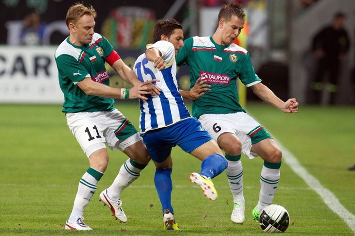 Pirova pobjeda Budućnosti, Helsingborg "riješio" Velšane