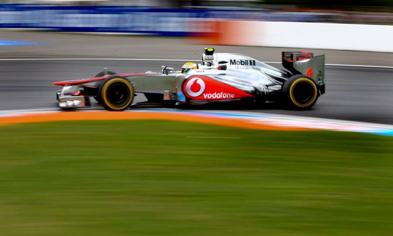 Hamilton na Hungaroringu kreće ispred Grosjeana i Vettela