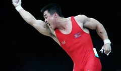 Kineska žetva medalja u skokovima, gimnastici i dizanju utega