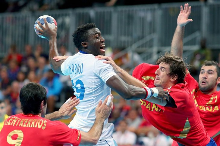 Abalo predvodio PSG do četvrte pobjede, tri pogotka Kopljara