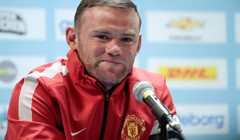 Rooney: "Van Persie bi bio odličan dodatak Unitedu"