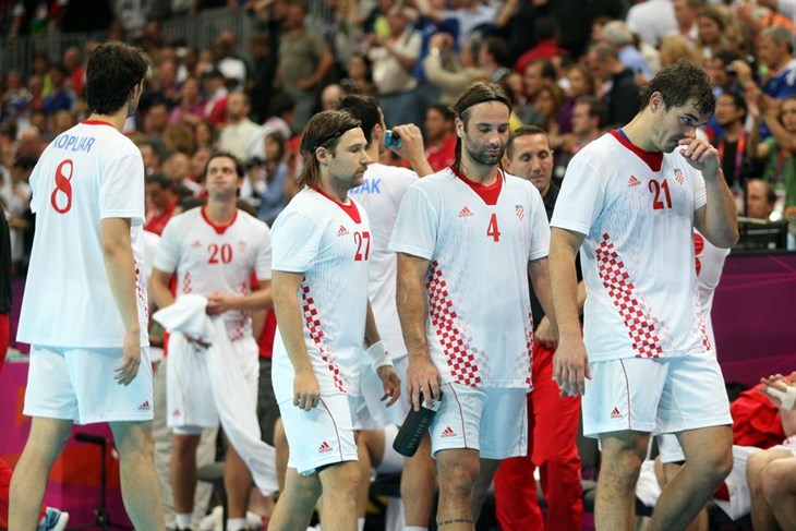 Problem je i u glavi, ali najveći je u Francuzima