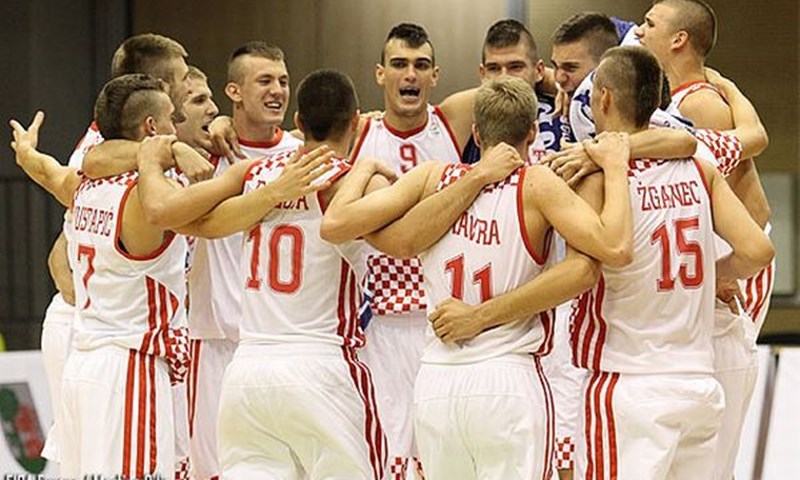 A da Dario Šarić jednostavno postane Amerikanac?