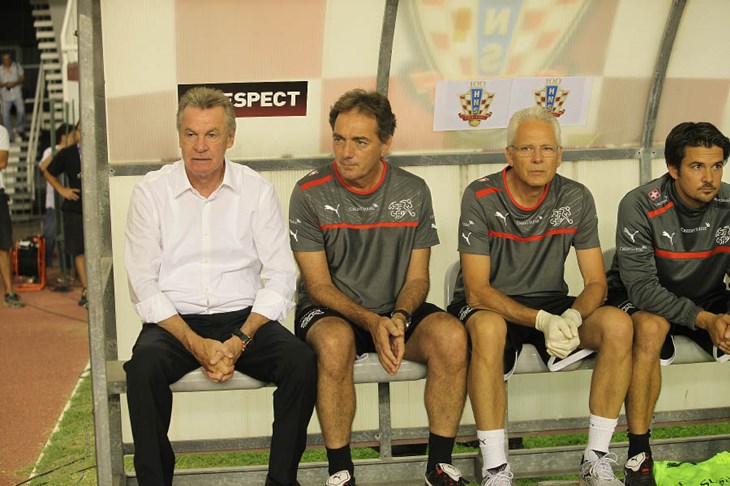 Švicarski izbornik Ottmar Hitzfeld dobio dvije utakmice kazne