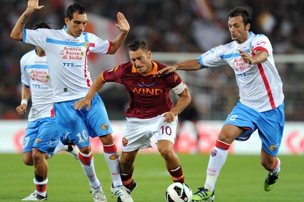 Livaja zaigrao za Inter u pobjedi nad Pescarom, Napoli uvjerljiv na Siciliji