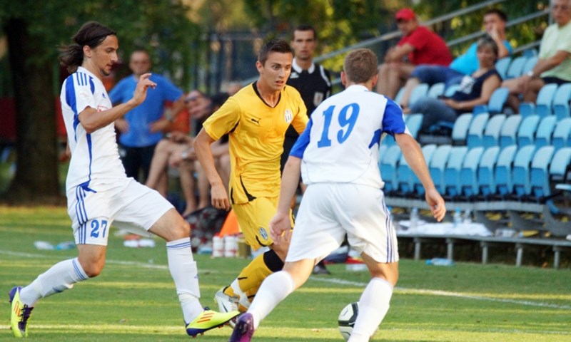 1. HNL juniori: Dinamo domaćom pobjedom u derbiju kola pokvario stopostotni učinak gostiju