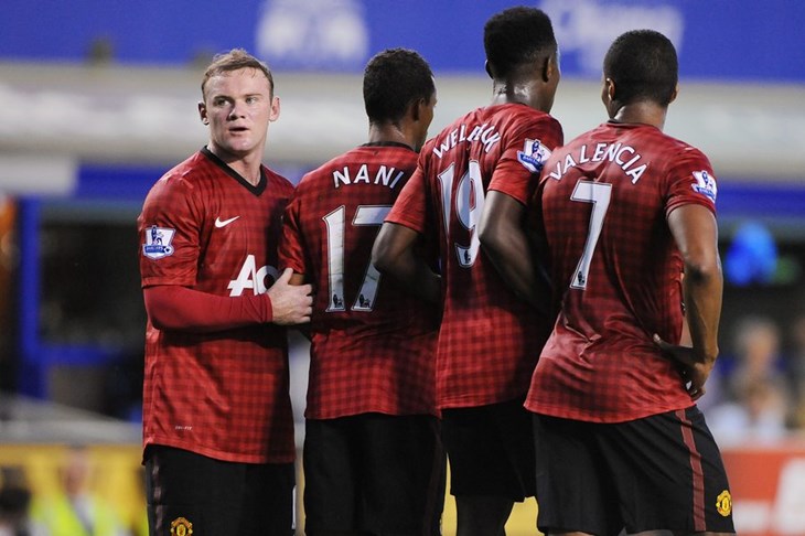 Moyes: "Wayne Rooney nije na prodaju!"