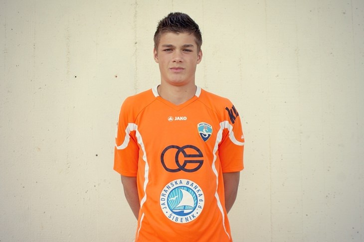 Šibenikov reprezentativac Duje Ćaleta-Car potpisao za austrijski Pasching