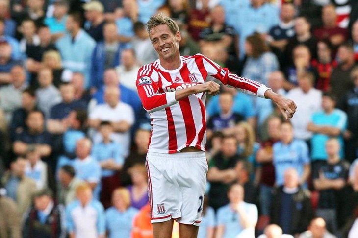 Peter Crouch stavio potpis na produženje ugovora sa Stokeom