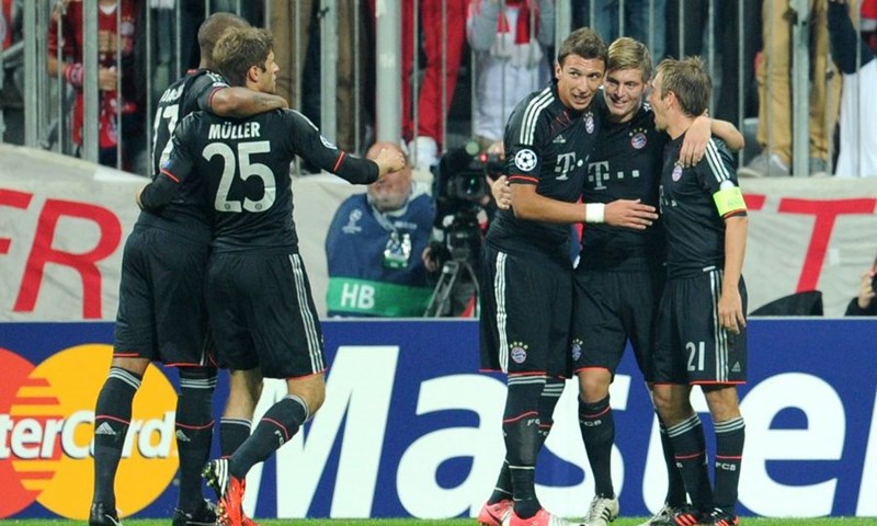 Video: Bayern upisao prve bodove protiv Valencije, Mandžukić promašio jedanaesterac