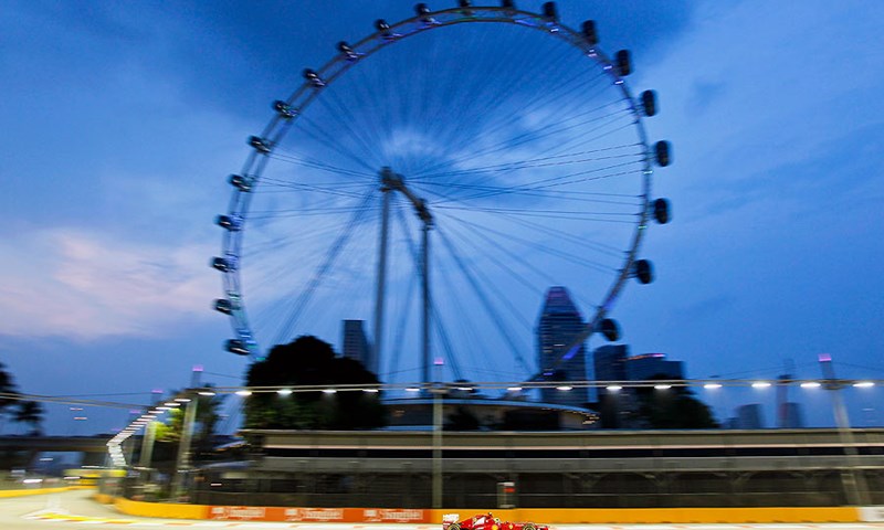 Sebastian Vettel dominirao slobodnim treninzima u Singapuru