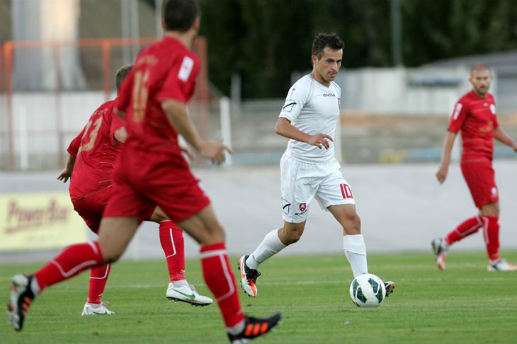 Split želi uzvratiti Zagrebu za poraz u Kranjčevićevoj, Lokomotiva dočekuje Slaven Belupo