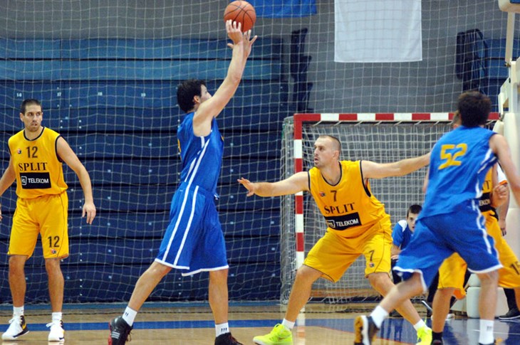 Split bez Darija Šarića pobijedio Zagreb za finale turnira u Širokom Brijegu