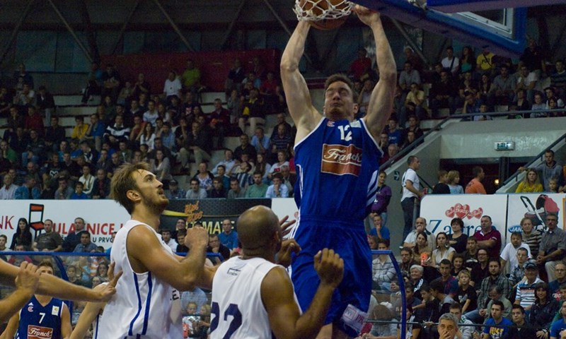 Cibona živnula u najavi sezone, Efes pao u Zagrebu