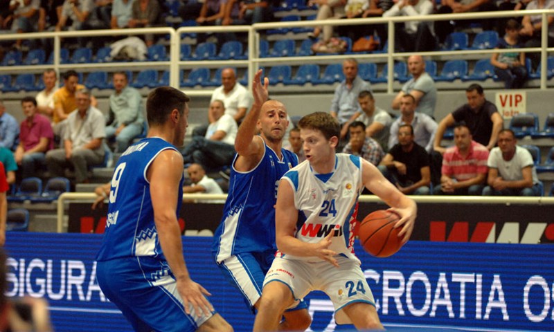 Igokea u tijesnoj završnici protiv Szolonokija vratila prvu poziciju