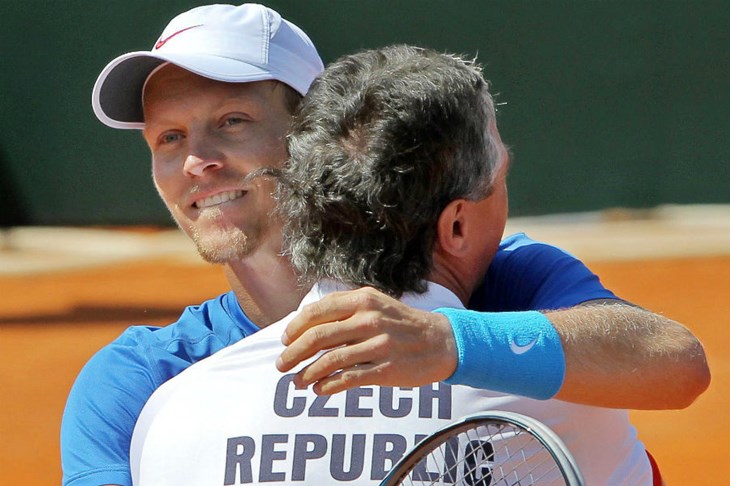 Česi i Španjolci za naslov pred više od 13 tisuća gledatelja