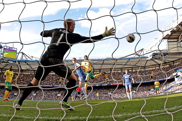 Video: Jelavićev novi gol u remiju Evertona, Chelsea gubio od Norwicha pa zabio četiri