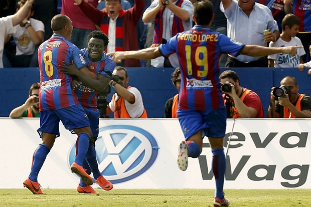 Video: Levante golom Obafemija Martinsa šokirao Šišmiše u velikom lokalnom derbiju