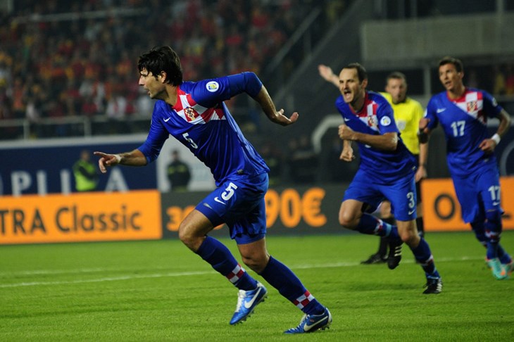 Ćorluka i Rakitić odnijeli Hrvatsku do preokreta i velika tri boda u Skoplju