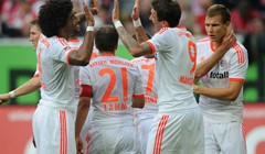 Video: Novi gol Mandžukića u Düsseldorfu, ruhrski derbi u Dortmundu pripao Schalkeu