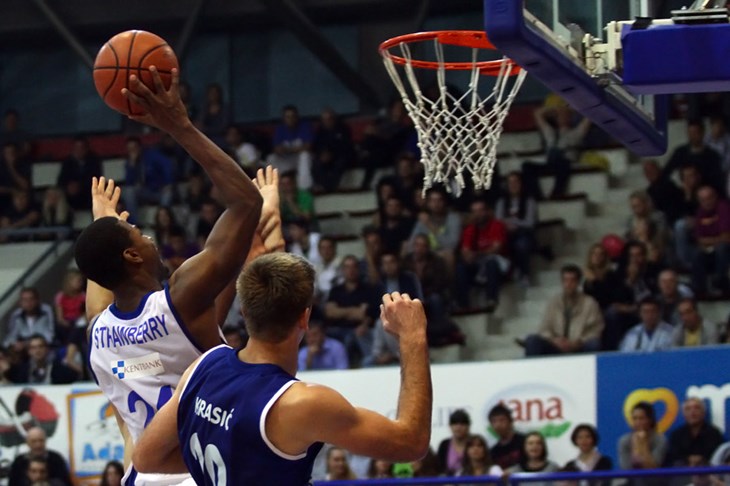 Cedevita za vratom vodećima, Split ponovno obranio Gripe, Cibonu mučila psihoza