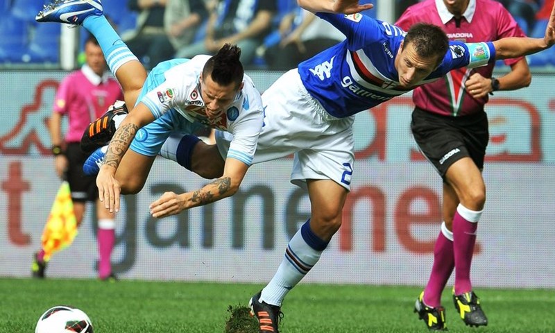 Napoli na iskupljenju u Ukrajini, Spursi u Ljudskom vrtu