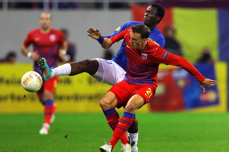 Dnipro triput pogodio mrežu Napolija za nastavak uspješnog niza, Newcastle bolji od Bruggea