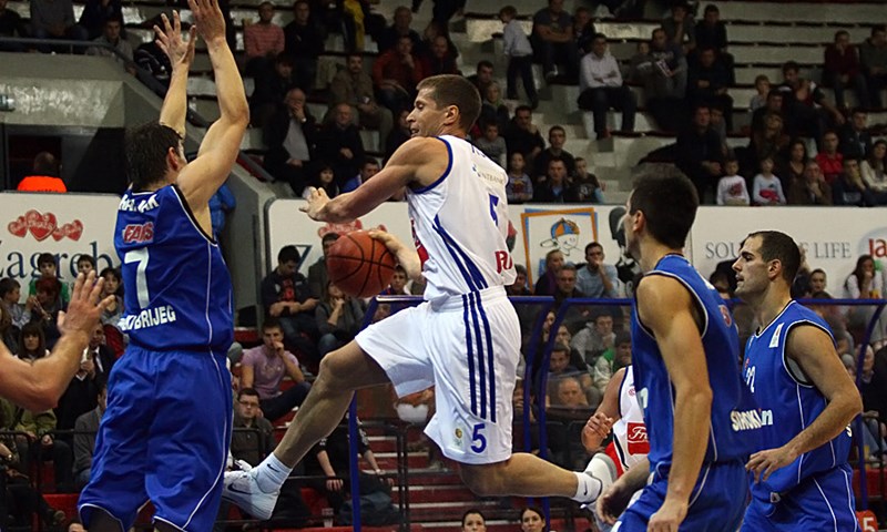 Cibona propustila priliku za prekid crnog niza, veliki preokret Ljubljančana