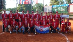 Muška juniorska softball reprezentacija otputovala na SP u Argentinu