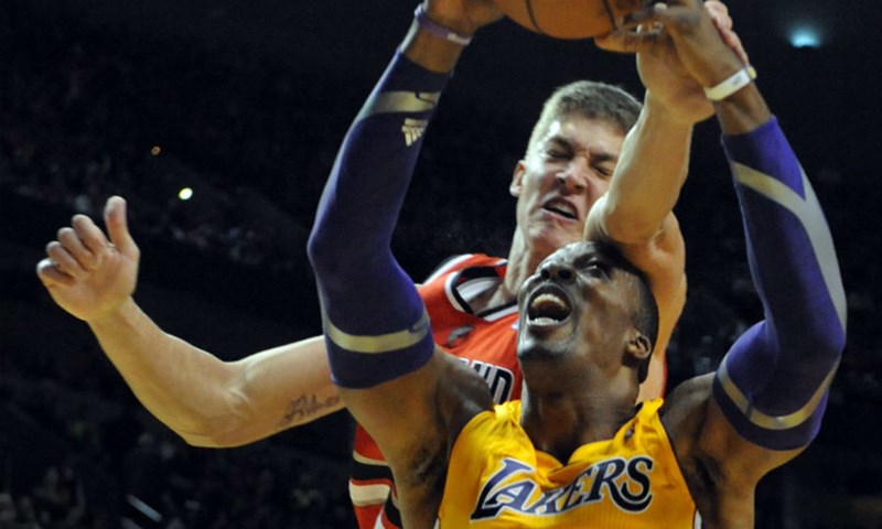 Video: Lakersi izgubili i drugu, Harden se predstavio "trpanjem" i pobjedom u Detroitu