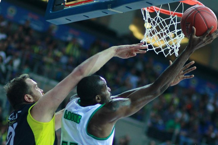 Fenerbahče preskočio Panathinaikos uz vitalnu ulogu Bogdanovića