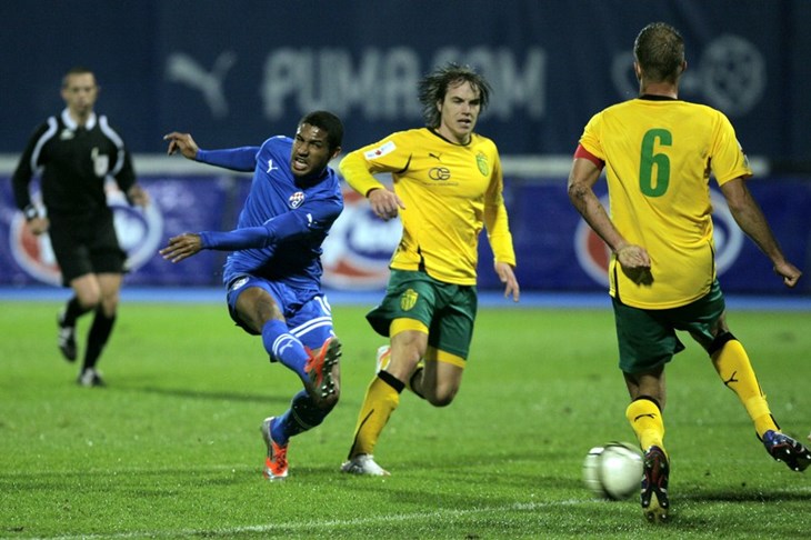 Video: Vida načeo, Vida dokrajčio Istru 1961: Dinamo rutinski do tri boda